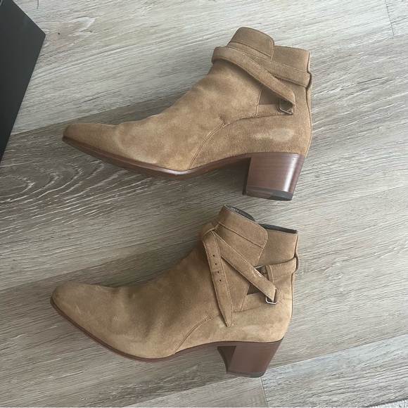 YSL Blake Jodhpur 40 boots in Suede Soho New Sigaro as seen on Kendall Jenner - Picture 15 of 15